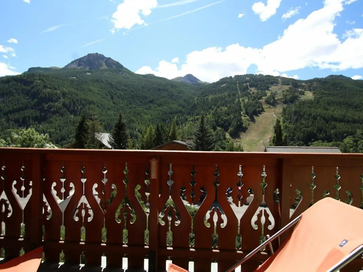 Charmant T3 Avec Balcon Ensoleille Et Parking A Serre Chevalier - Fr-1-330E-115 Saint-Chaffrey France