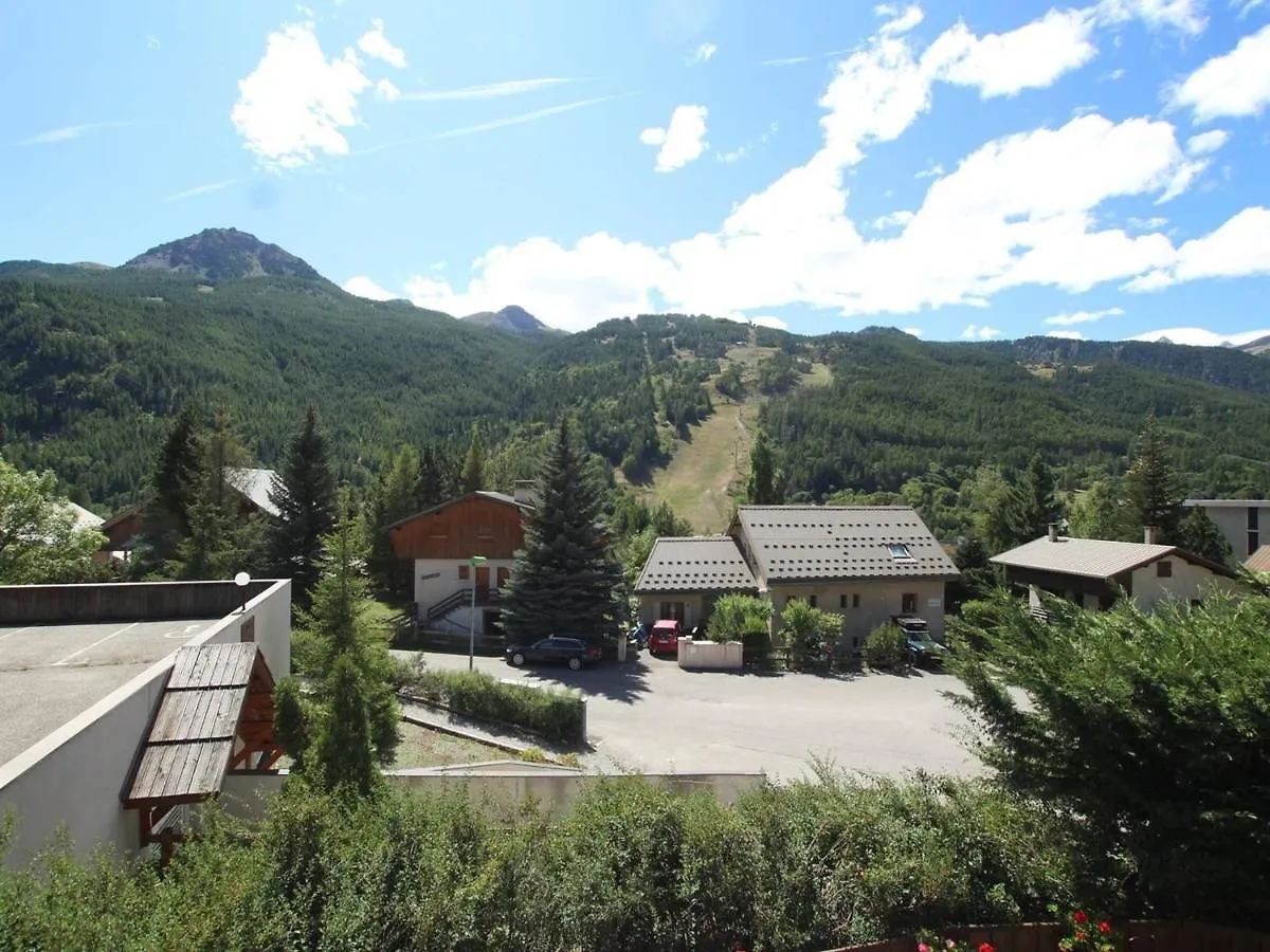 Charmant T3 Avec Balcon Ensoleille Et Parking A Serre Chevalier - Fr-1-330E-115 Saint-Chaffrey France